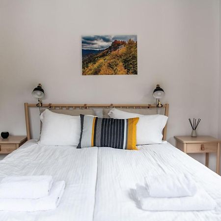 Guest House Rossy Триград Екстериор снимка