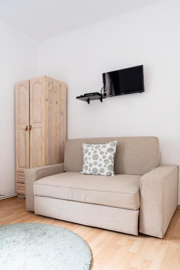Guest House Rossy Триград Екстериор снимка