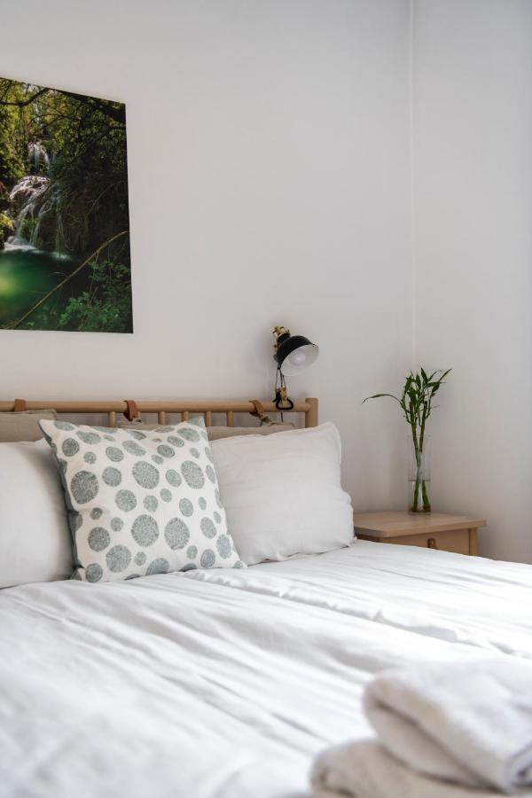 Guest House Rossy Триград Екстериор снимка